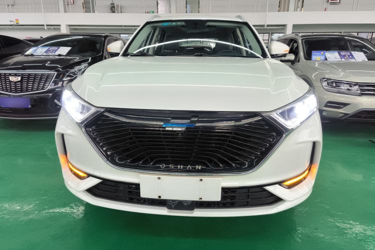 Used CHANGAN OSHAN X7 2020 1.5T Automatic Prestige Edition Front