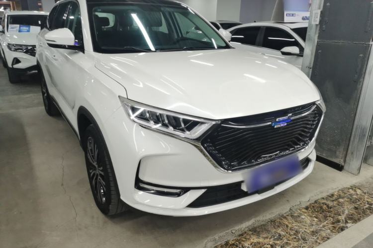 Used CHANGAN OSHAN X7 2020 1.5T Automatic Luxury Version Front Right 45 Deg