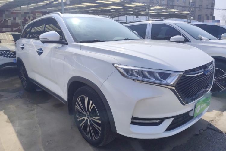 Used CHANGAN OSHAN X7 2020 1.5T Automatic Prestige Edition Front Right 45 Deg