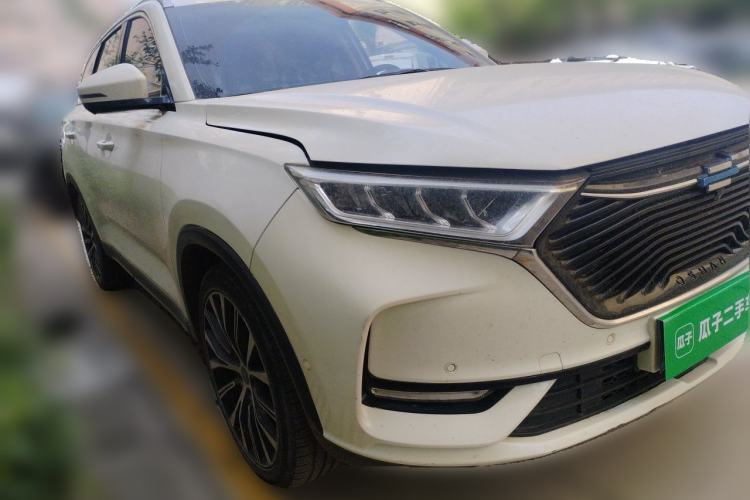Used CHANGAN OSHAN X7 2020 1.5T Automatic Parking with Facial Recognition – Spacey & Carefree Edition Front Right 45 Deg