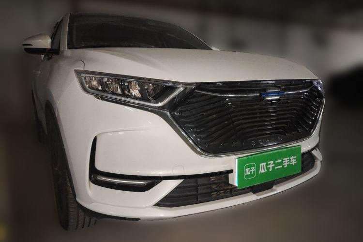 Used CHANGAN OSHAN X7 2020 1.5T Automatic Luxury Version Front Right 45 Deg