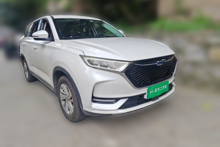 Used CHANGAN OSHAN X7 2020 1.5T Automatic Elite Edition Front Right 45 Deg