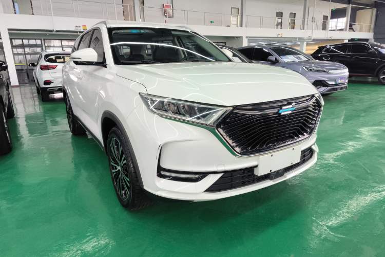 Used CHANGAN OSHAN X7 2020 1.5T Automatic Prestige Edition Front Right 45 Deg