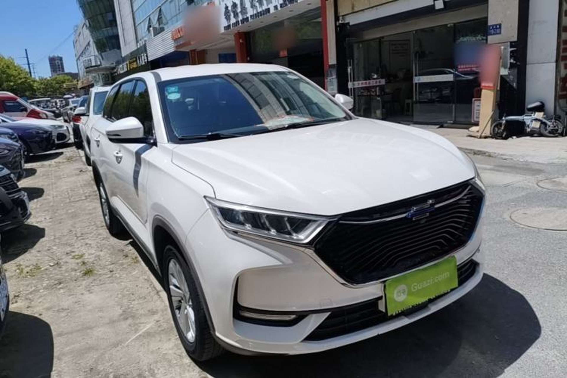 Used CHANGAN OSHAN X7 2020 1.5T Automatic Elite Edition Front Right 45 Deg