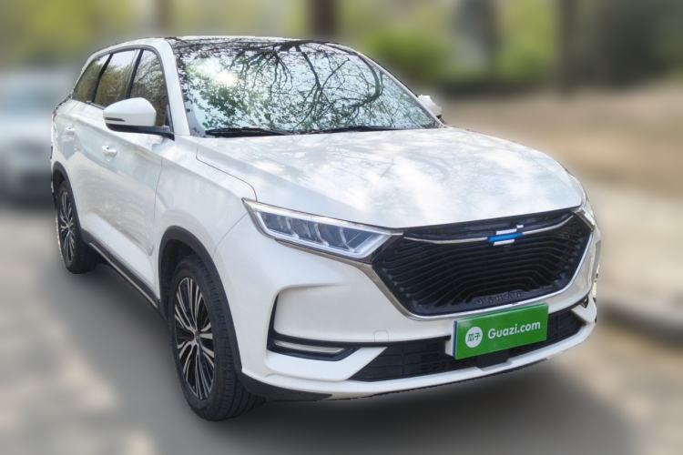 Used CHANGAN OSHAN X7 2020 1.5T Automatic Luxury Version Front Right 45 Deg