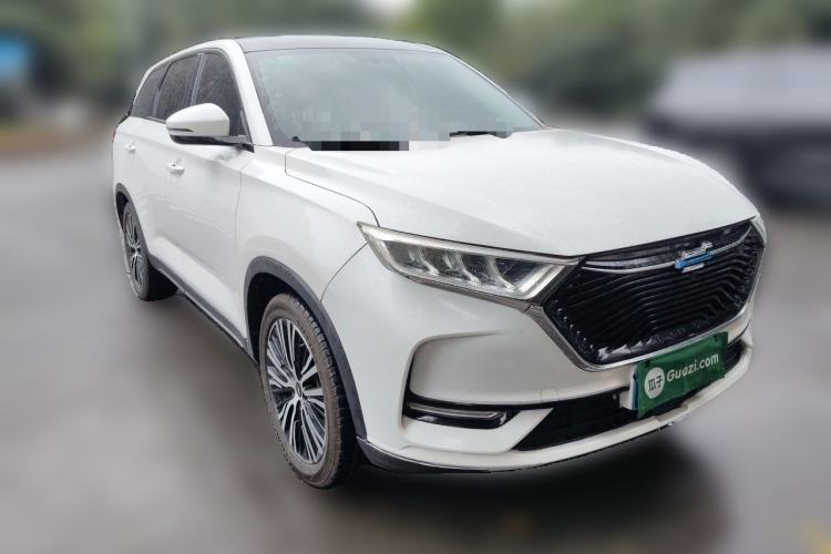 Used CHANGAN OSHAN X7 2020 1.5T Automatic Luxury Version Front Right 45 Deg