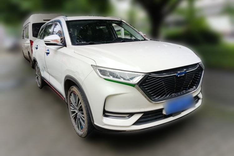 Used CHANGAN OSHAN X7 2020 1.5T Automatic Luxury Model Front Right 45 Deg