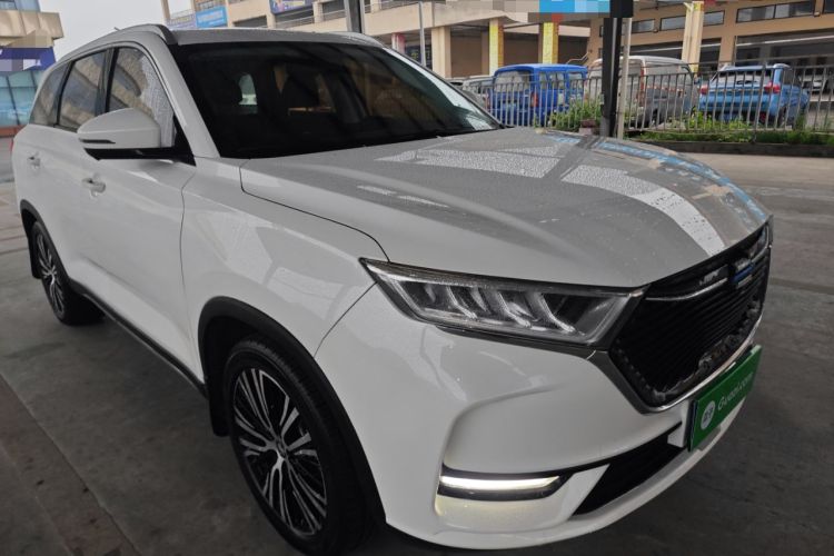Used CHANGAN OSHAN X7 2020 1.5T Automatic Luxury Model Front Right 45 Deg