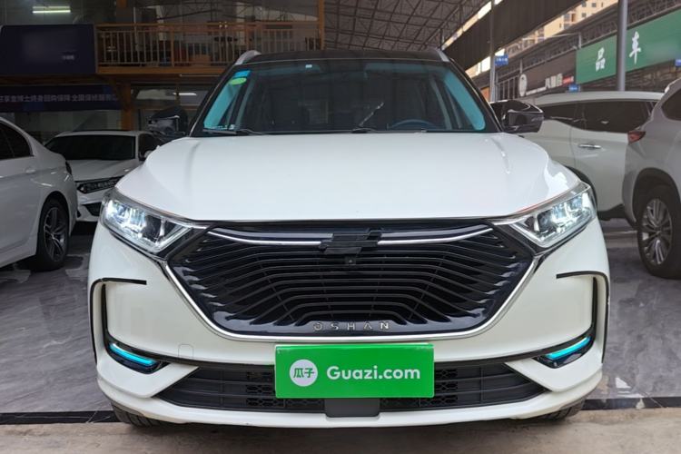 Used CHANGAN OSHAN X7 2020 1.5T Automatic Luxury Model Front