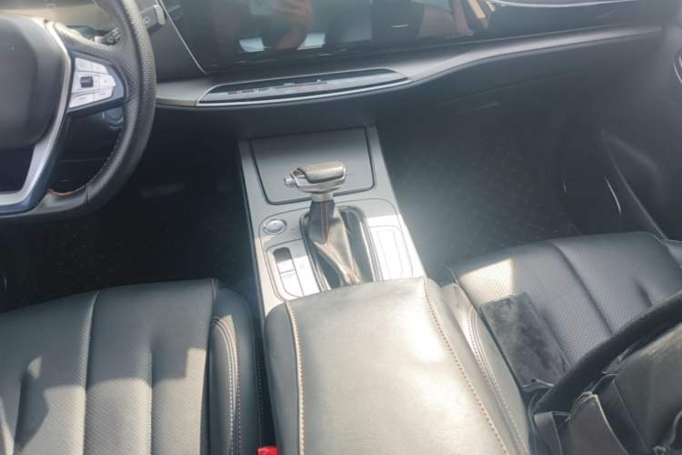 Used CHANGAN OSHAN X7 2020 1.5T Automatic Flagship Edition Gear Lever