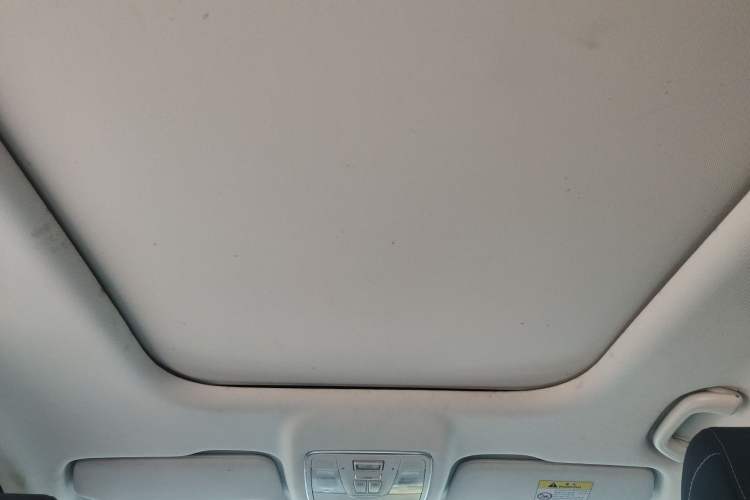 Used CHANGAN OSHAN X7 2020 1.5T Automatic Luxury Model Headliner