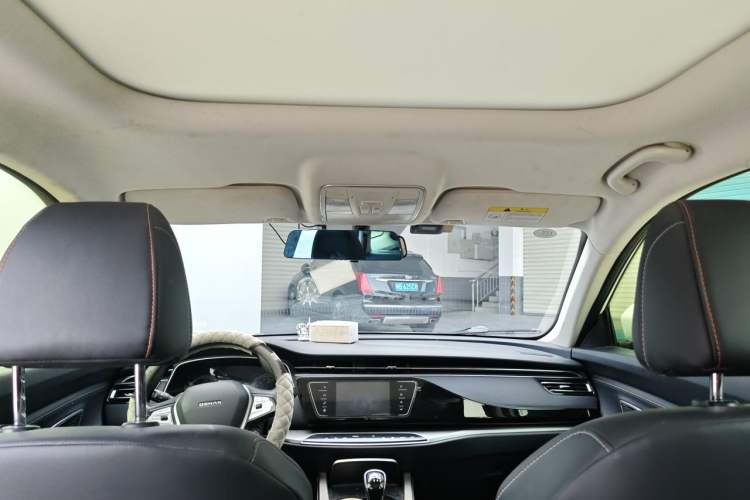 Used CHANGAN OSHAN X7 2020 1.5T Manual Luxury Version Headliner