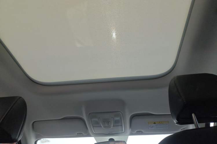 Used CHANGAN OSHAN X7 2020 1.5T Automatic Luxury Version Headliner