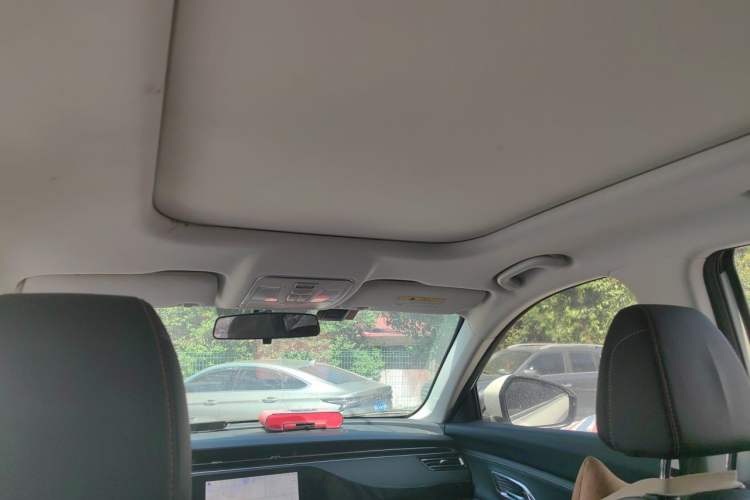 Used CHANGAN OSHAN X7 2020 1.5T Automatic Prestige Edition Headliner