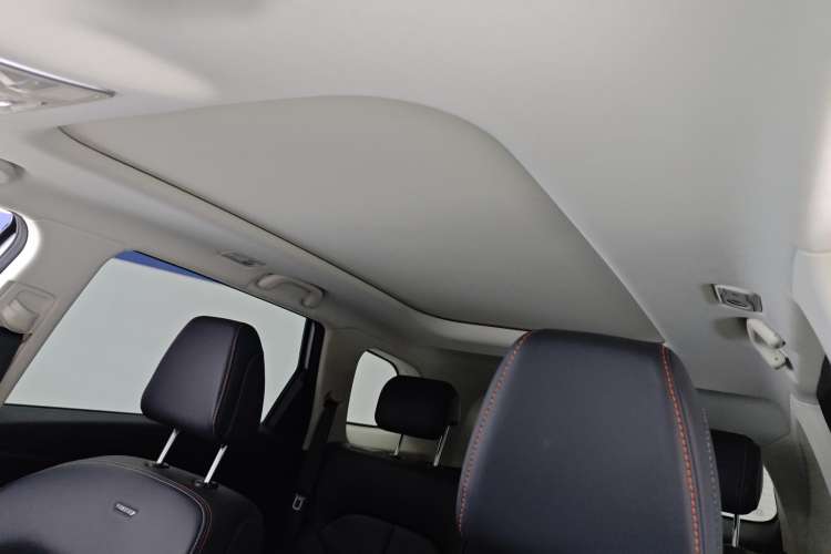 Used CHANGAN OSHAN X7 2020 1.5T Automatic Luxury Model Headliner