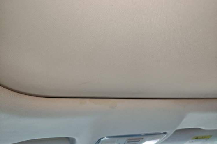 Used CHANGAN OSHAN X7 2020 1.5T Automatic Flagship Edition Headliner