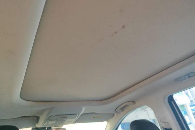Used CHANGAN OSHAN X7 2020 1.5T Automatic Prestige Edition Headliner