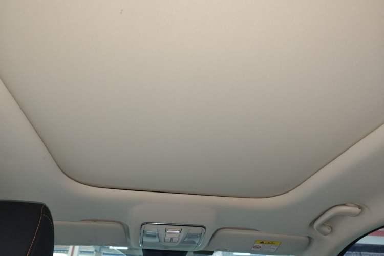Used CHANGAN OSHAN X7 2020 1.5T Automatic Pilot Edition Headliner