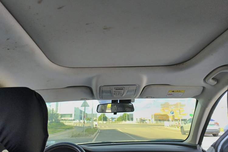 Used CHANGAN OSHAN X7 2020 1.5T Automatic Prestige Edition Headliner