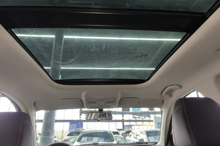 Used CHANGAN OSHAN X7 2020 1.5T Automatic Prestige Edition Headliner