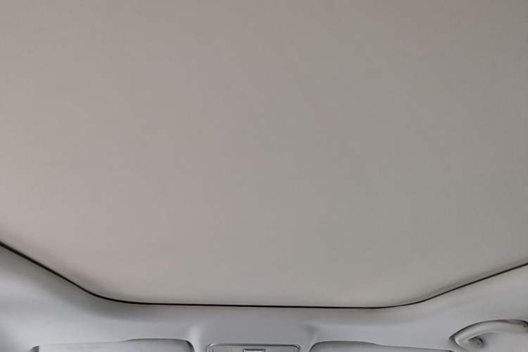 Used CHANGAN OSHAN X7 2020 1.5T Automatic Luxury Model Headliner