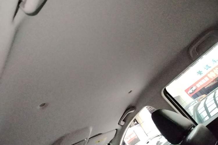 Used CHANGAN OSHAN X7 2020 1.5T Automatic Elite Edition Headliner