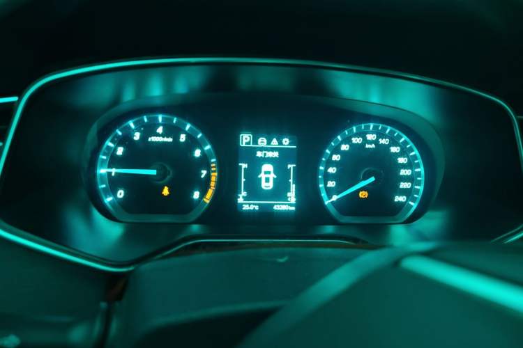 Used CHANGAN OSHAN X7 2020 1.5T Automatic Prestige Edition Instrument Cluster