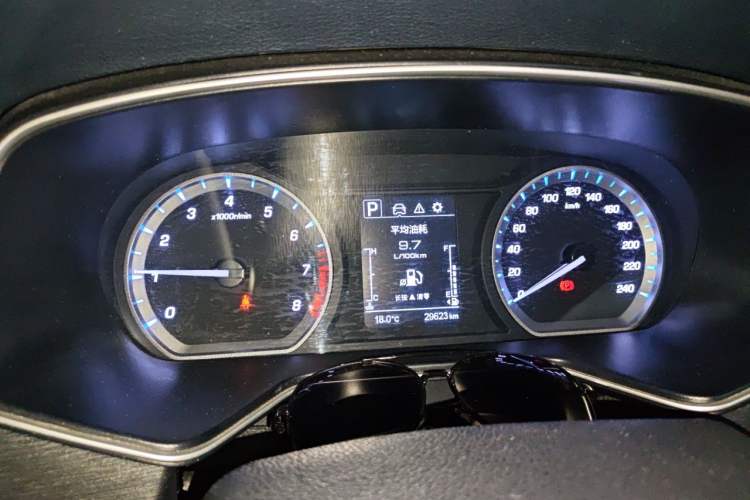 Used CHANGAN OSHAN X7 2020 1.5T Automatic Luxury Version Instrument Cluster