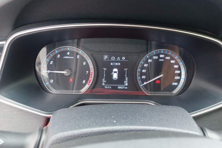 Used CHANGAN OSHAN X7 2020 1.5T Automatic Luxury Version Instrument Cluster