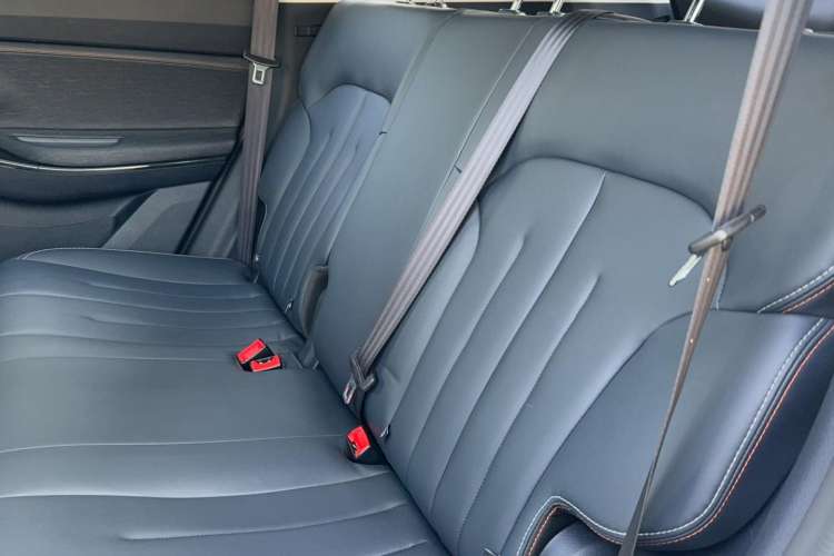 Used CHANGAN OSHAN X7 2020 1.5T Automatic Luxury Version Interior 1