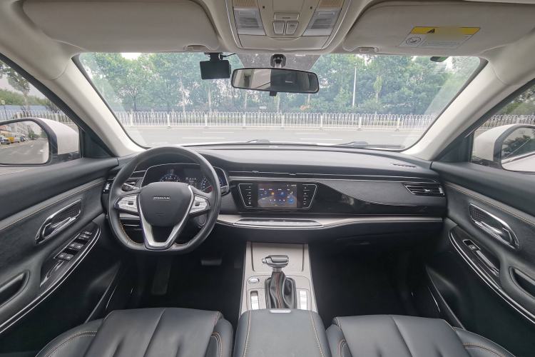 Used CHANGAN OSHAN X7 2020 1.5T Automatic Luxury Version Interior 2