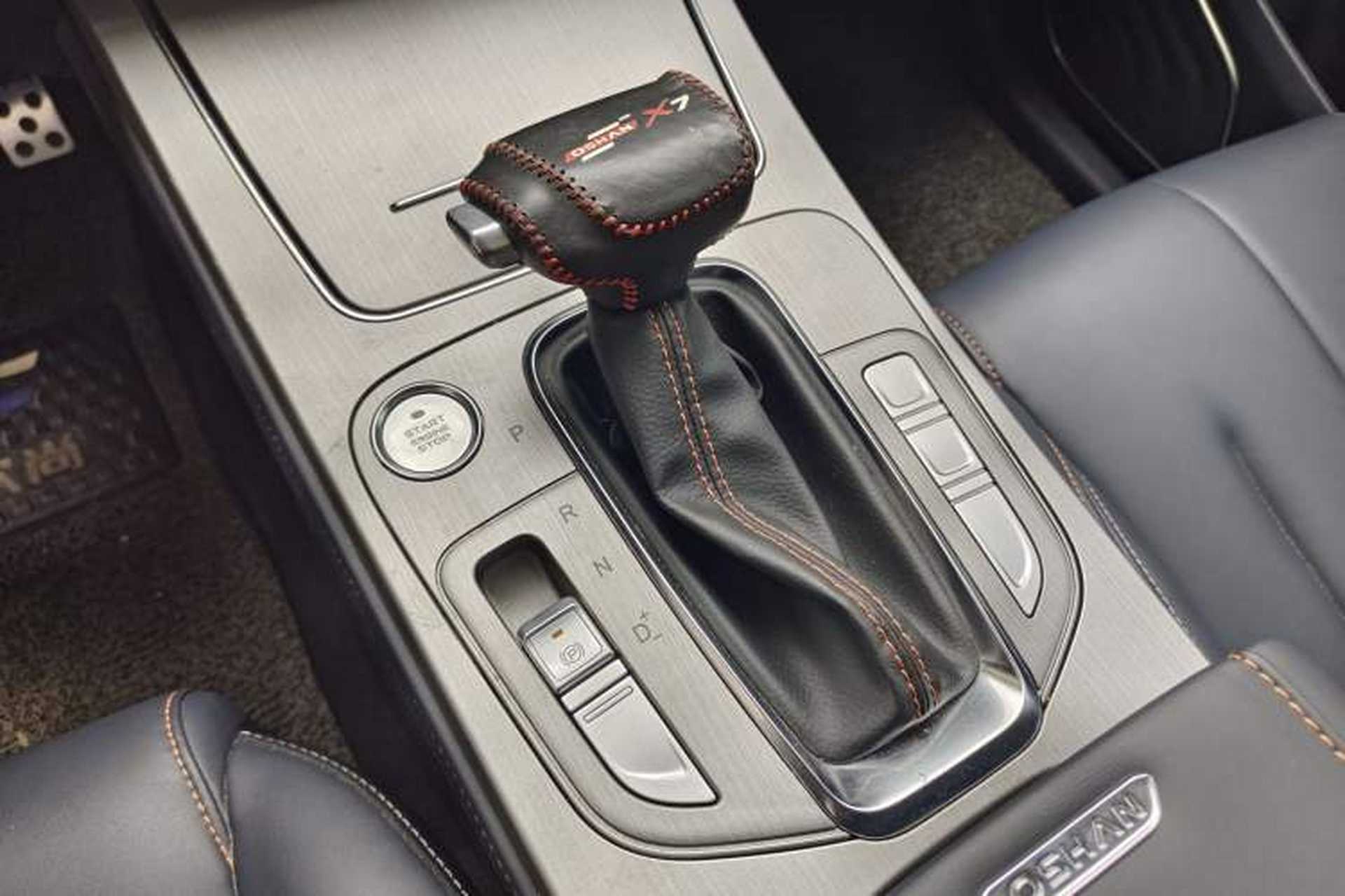 Used CHANGAN OSHAN X7 2020 1.5T Automatic Luxury Version Interior 3