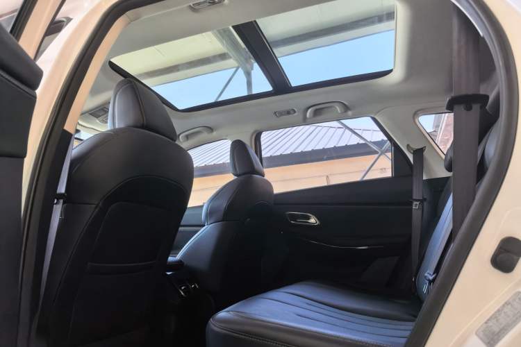 Used CHANGAN OSHAN X7 2020 1.5T Automatic Parking with Facial Recognition – Spacey & Carefree Edition Interior 4