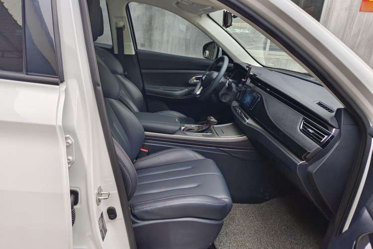 Used CHANGAN OSHAN X7 2020 1.5T Automatic Luxury Version Interior 7