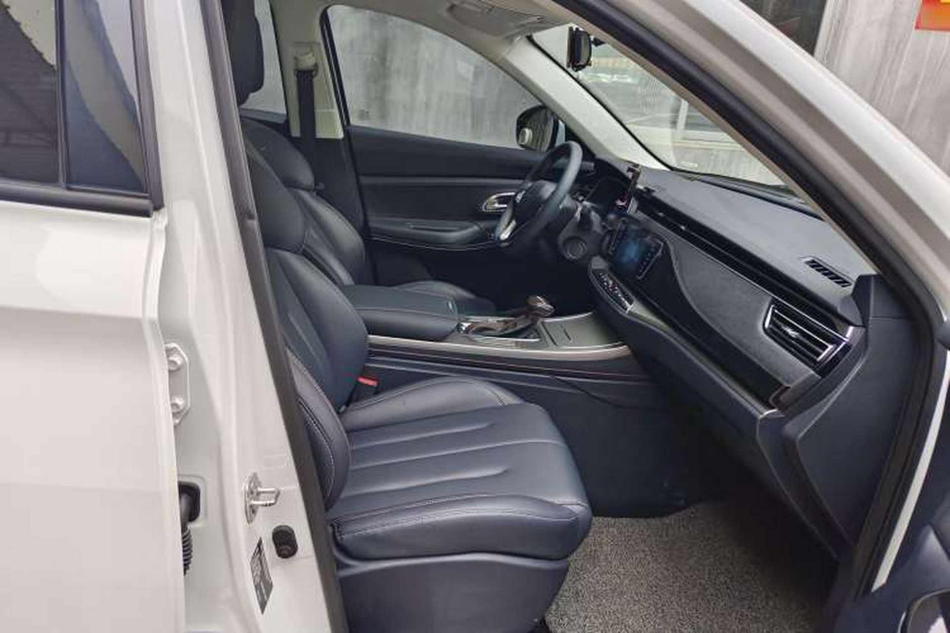 Used CHANGAN OSHAN X7 2020 1.5T Automatic Luxury Version Interior 7