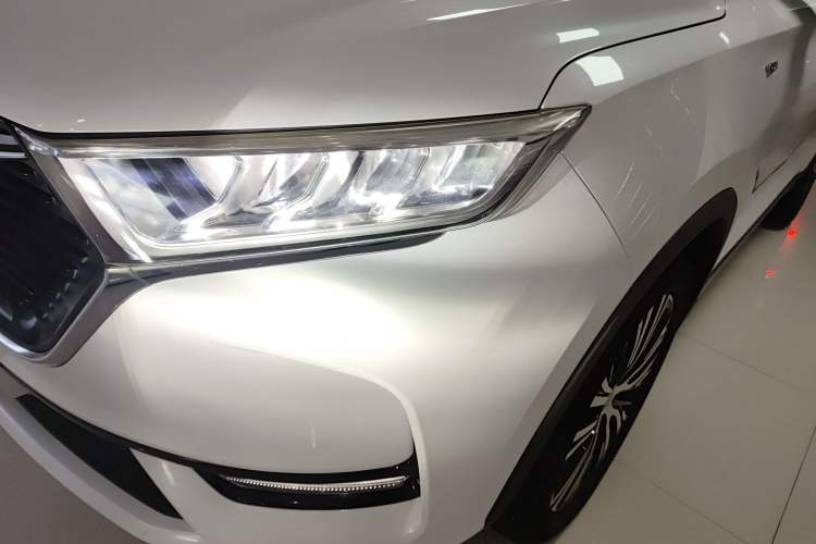 Used CHANGAN OSHAN X7 2020 1.5T Automatic Luxury Version Left Front Headlight