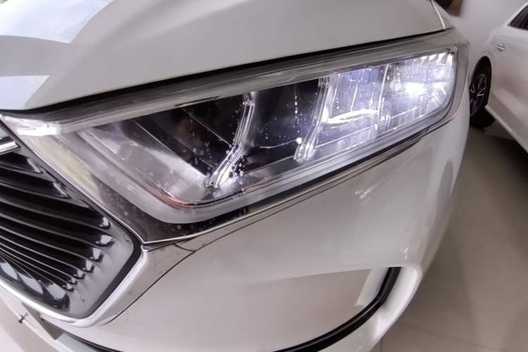 Used CHANGAN OSHAN X7 2020 1.5T Automatic Luxury Version Left Front Headlight