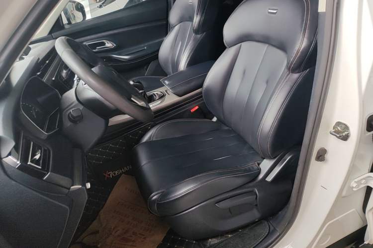 Used CHANGAN OSHAN X7 2020 1.5T Manual Luxury Version Left Front Seat