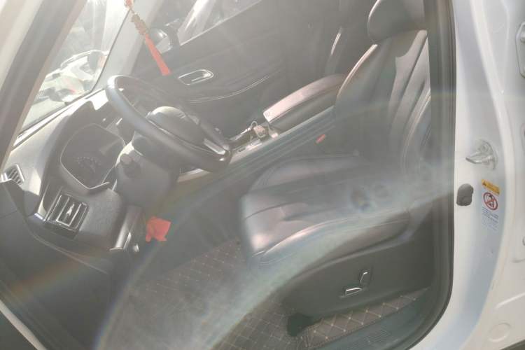 Used CHANGAN OSHAN X7 2020 1.5T Automatic Luxury Model Left Front Seat