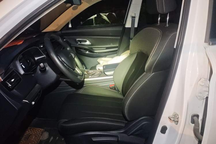 Used CHANGAN OSHAN X7 2020 1.5T Automatic Elite Edition Left Front Seat