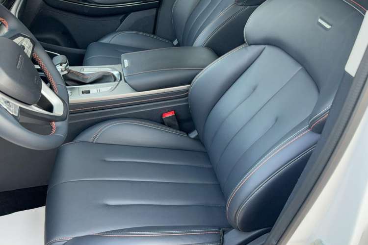 Used CHANGAN OSHAN X7 2020 1.5T Automatic Luxury Version Left Front Seat
