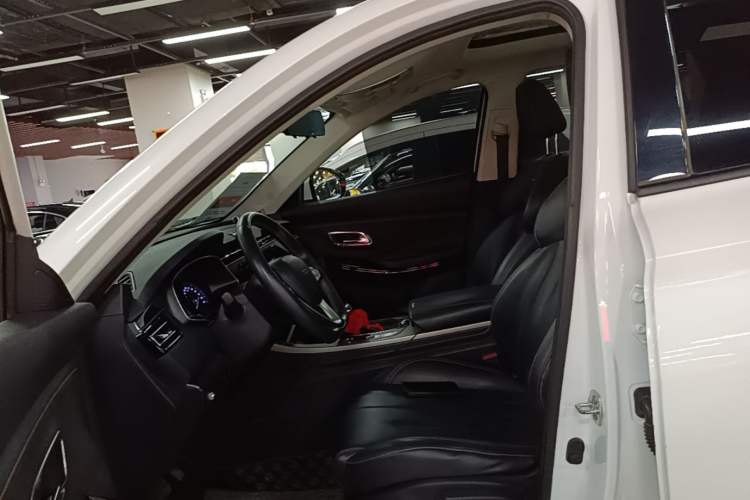 Used CHANGAN OSHAN X7 2020 1.5T Automatic Luxury Version Left Front Seat