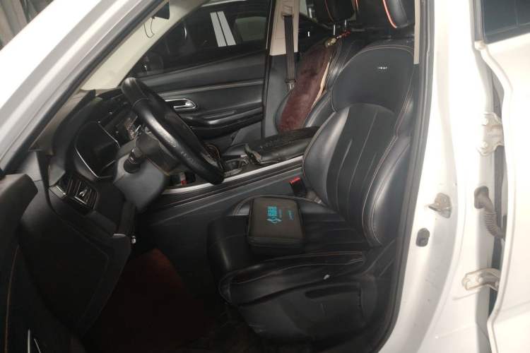 Used CHANGAN OSHAN X7 2020 1.5T Manual Luxury Version Left Front Seat