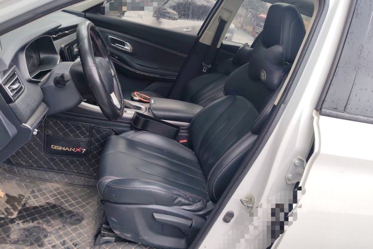 Used CHANGAN OSHAN X7 2020 1.5T Automatic Luxury Version Left Front Seat