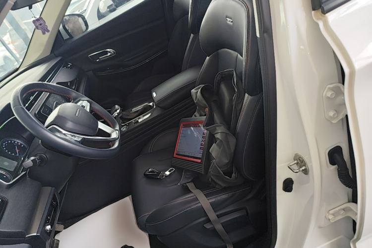 Used CHANGAN OSHAN X7 2020 1.5T Automatic Luxury Version Left Front Seat