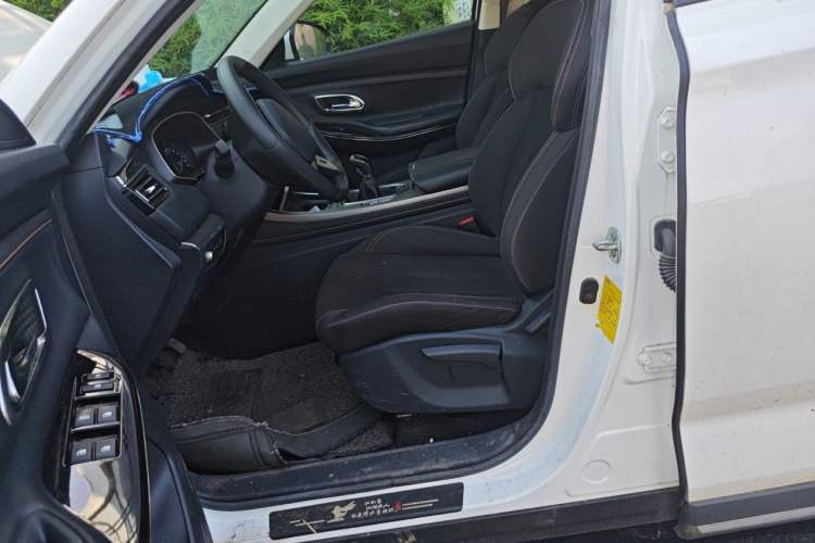 Used CHANGAN OSHAN X7 2020 1.5T Manual Elite Edition Left Front Seat