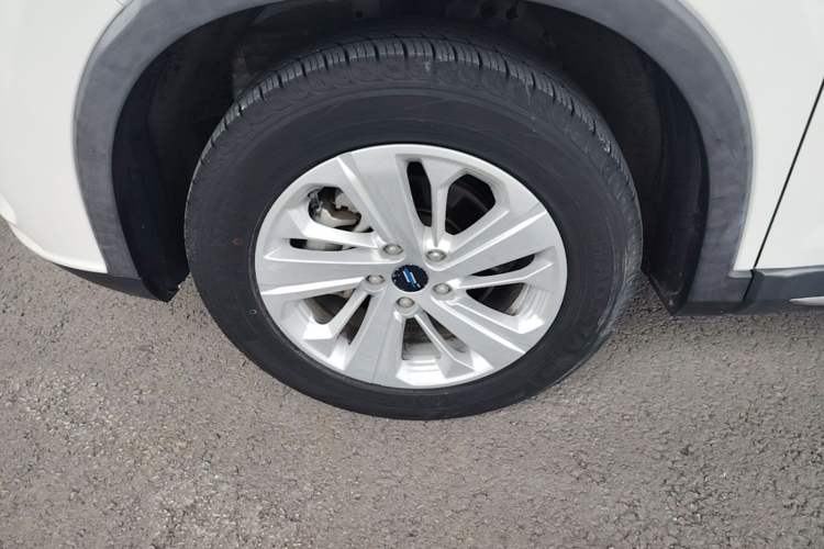 Used CHANGAN OSHAN X7 2020 1.5T Manual Elite Edition Left Front Wheel Hub