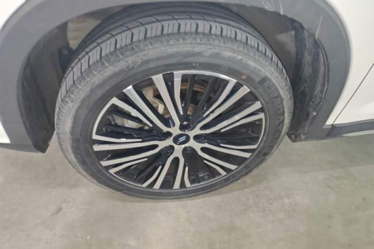 Used CHANGAN OSHAN X7 2020 1.5T Automatic Luxury Model Left Front Wheel Hub