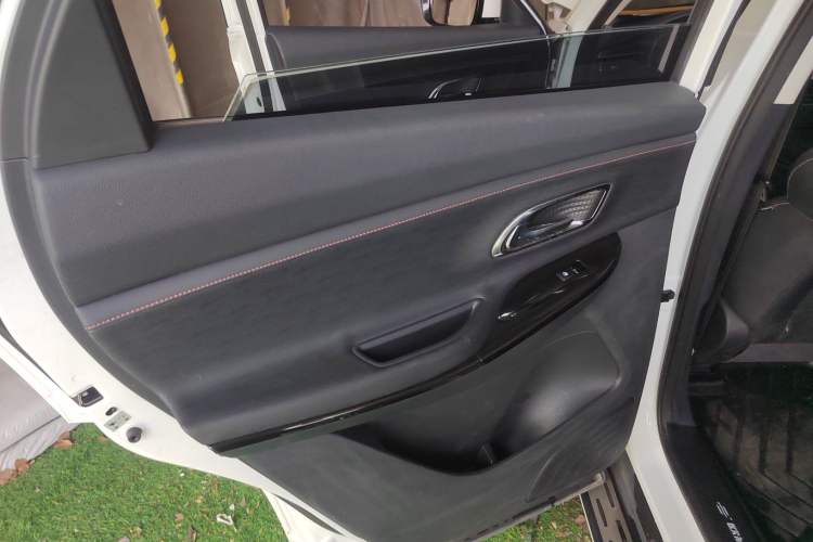Used CHANGAN OSHAN X7 2020 1.5T Automatic Flagship Edition Left Rear Door Interior