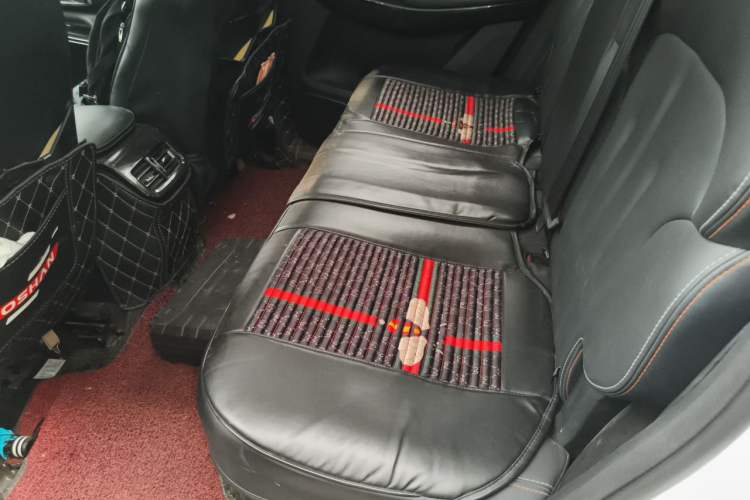 Used CHANGAN OSHAN X7 2020 1.5T Manual Luxury Version Left Rear Seat
